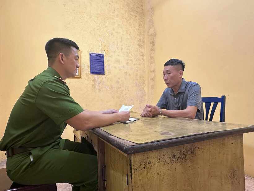 bat-17014753 Nguyễn Văn Phích tại cơ quan công an.