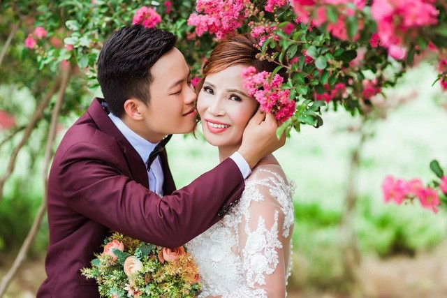 Cuộc hôn nhân ồn ào của Thu Sao và Hoa Cương sau 6 năm thay đổi bất ngờ