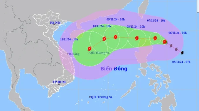 Bão Yinxing giật cấp 17 vào gần Biển Đông