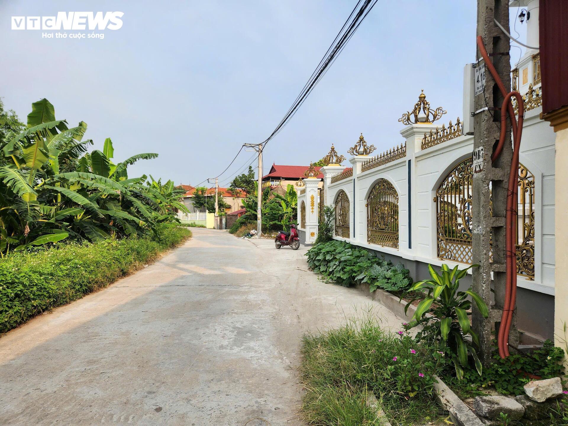 Biệt thự của 'ông trùm' 38 tuổi cầm đầu đường dây lừa đảo hơn 2.000 tỷ đồng - 7