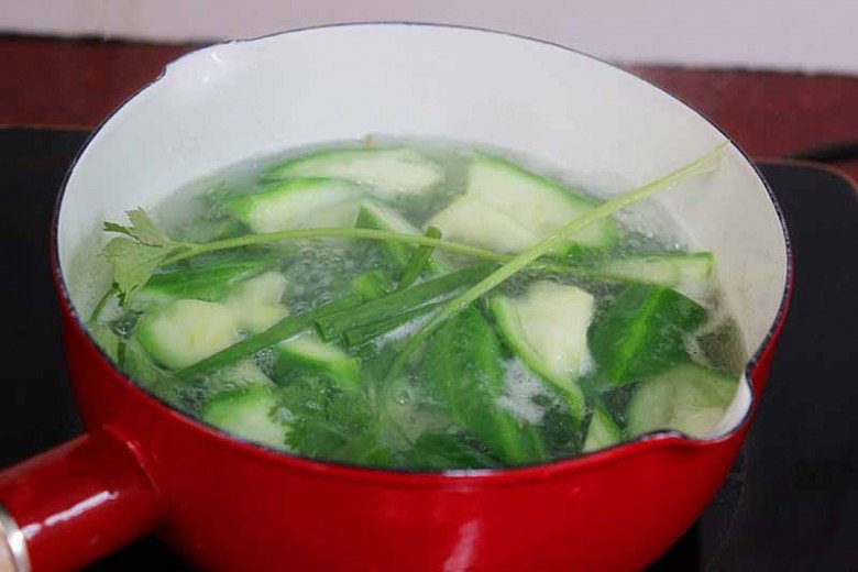 muop-rat-bo-vi-nhu-nhan-sam-nguoi-ngheo-nhung-rat-ky-voi-3-thu-nhieu-nguoi-khong-biet-van-nau-chung-muop-eva-009-1692088575-409-width780height520