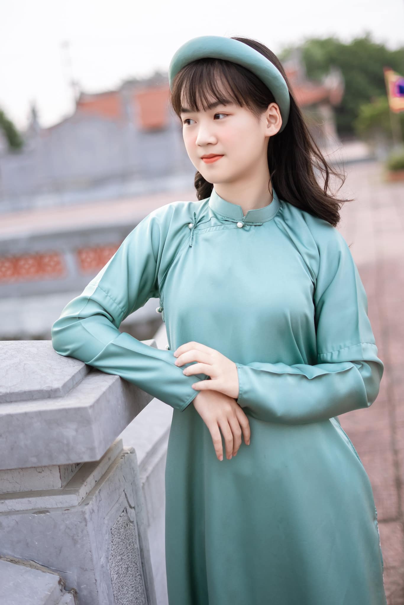 Nữ thủ khoa 17 tuổi đạt 30 điểm tuyệt đối visual như "nàng thơ", mặc áo 60 triệu, nhìn giá bộ sưu tập túi hiệu càng choáng - 7