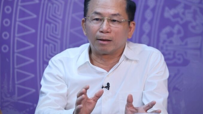 Phó tổng giám đốc EVN Nguyễn Xuân Nam trả lời tại tọa đàm, ngày 10/9. Ảnh: VGP