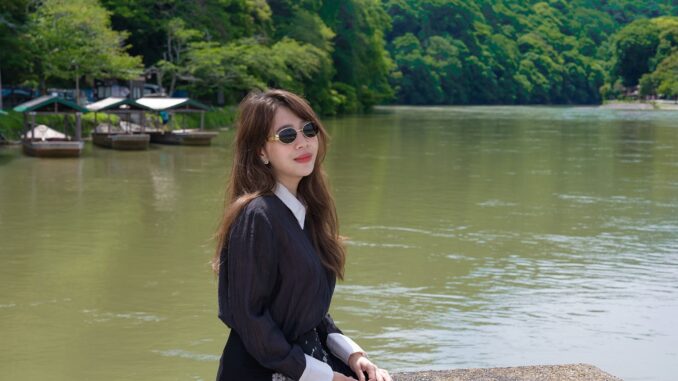 Nữ MC VTV nổi tiếng từ 20 tuổi từng không dám xem mình lên sóng vì xấu hổ, giờ là thần tượng của Khánh Vy- Ảnh 1.