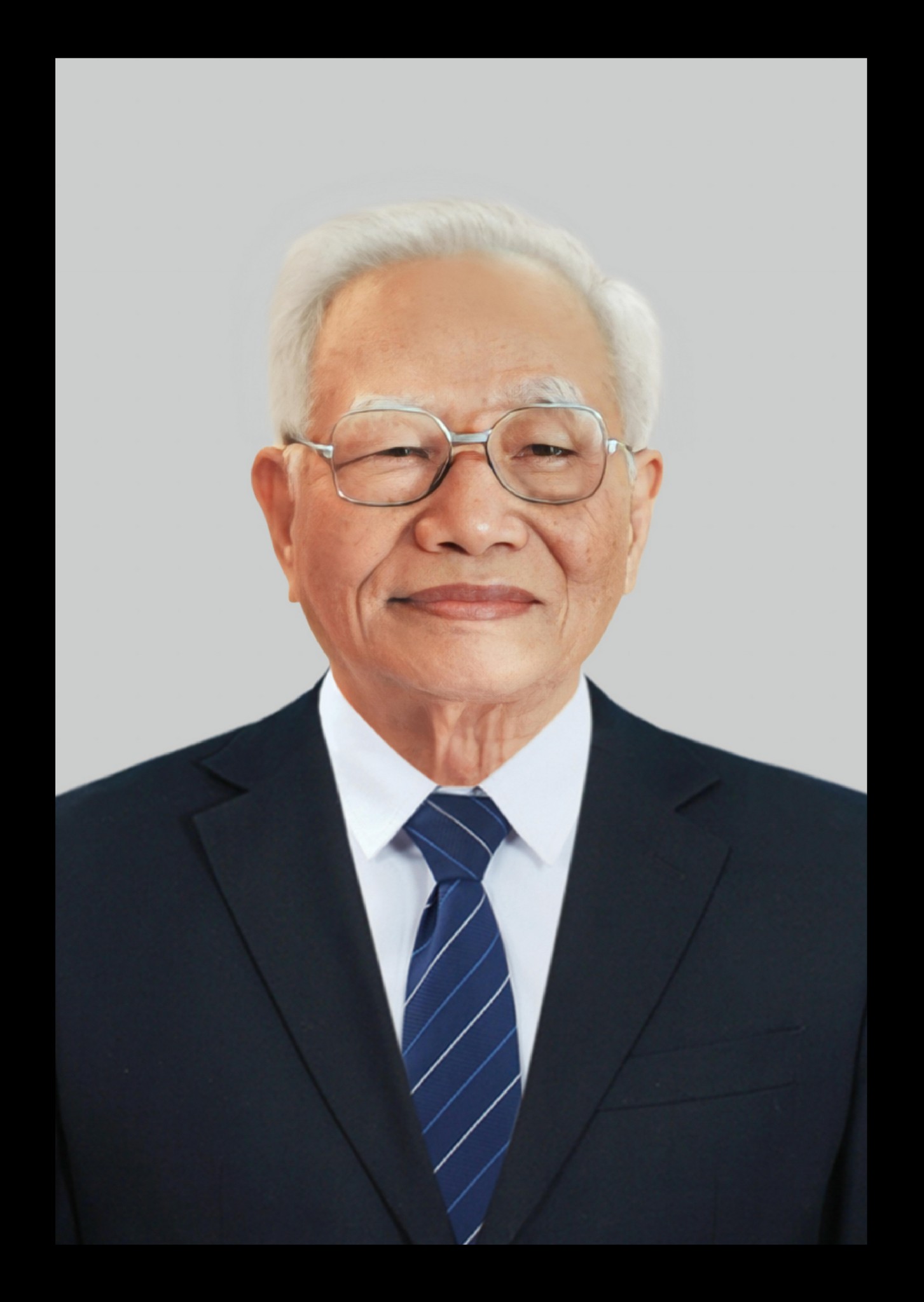 557623177_1216019480566009_6406631520277791889_n Có thể là hình ảnh về 1 người