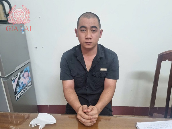 Có thể là hình ảnh về 1 người