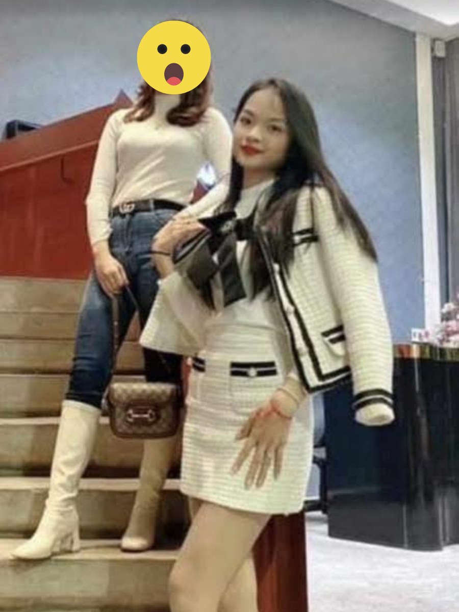 Có thể là hình ảnh về 2 người