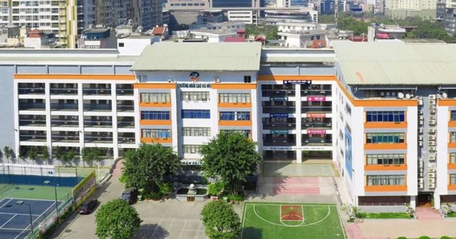 1 trường ở Hà Nội phát thông báo NÓNG sau khi học sinh nghi bị bắt cóc, phải nhảy khỏi xe ôm để trốn!