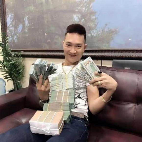 huấn hoa hồng bị bắt, giang hồ mạng