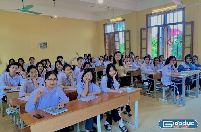 gdvn-co-giao-le-hoan-pham-linh-888.jpg