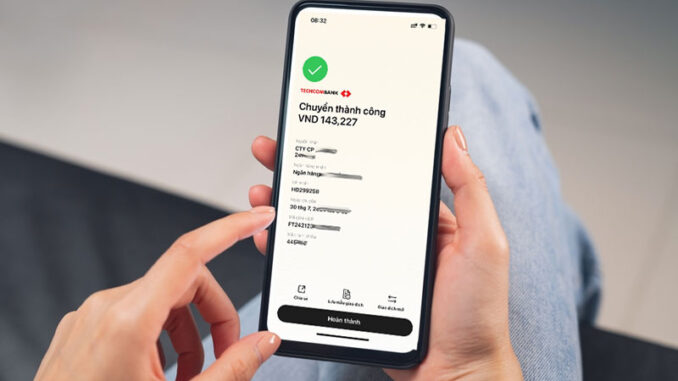 Người dùng Agribank, Techcombank, VPBank chú ý: Không nên chuyển tiền vào thời điểm này- Ảnh 1.