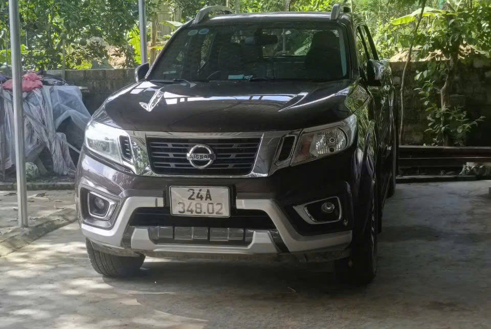 Xe bán tải do quản đốc thủy điện điều khiển chở 2 người mất tích- Ảnh 1.