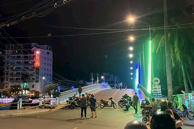 Vụ phát hiện 2 anh em ruột nằm gục giữa cầu: Lời khai của Bùi Quang Sơn- Ảnh 1.